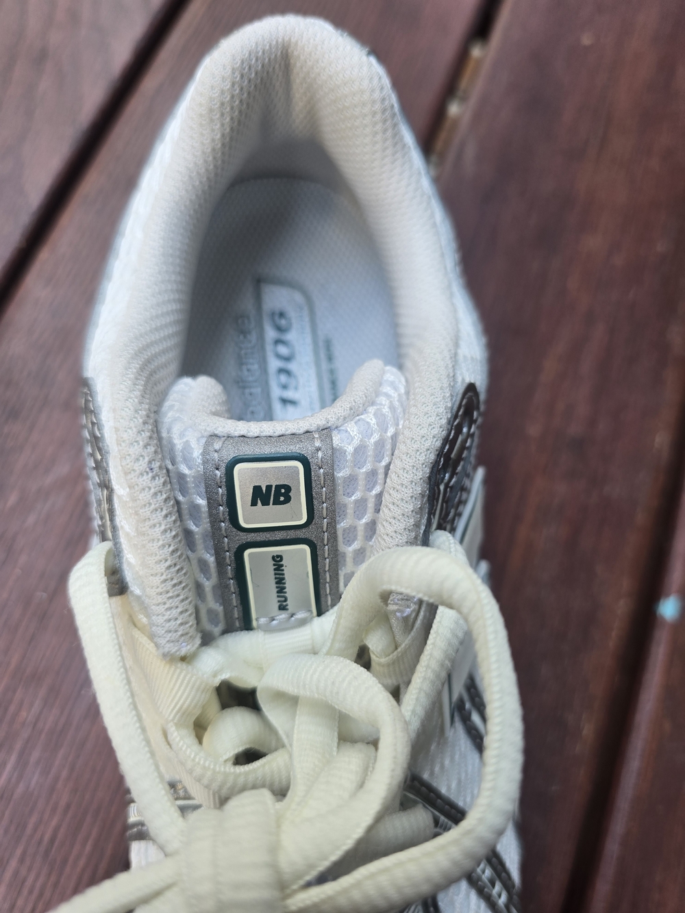 NEW!!! New Balance 1906R Sneakers, Silver Metallic/Sea Salt, Retail  $155.00 - Picture 6 of 15